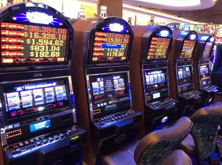 777y စလော့ဂိမ်း Jackpot Slots MMK မြန်မာ